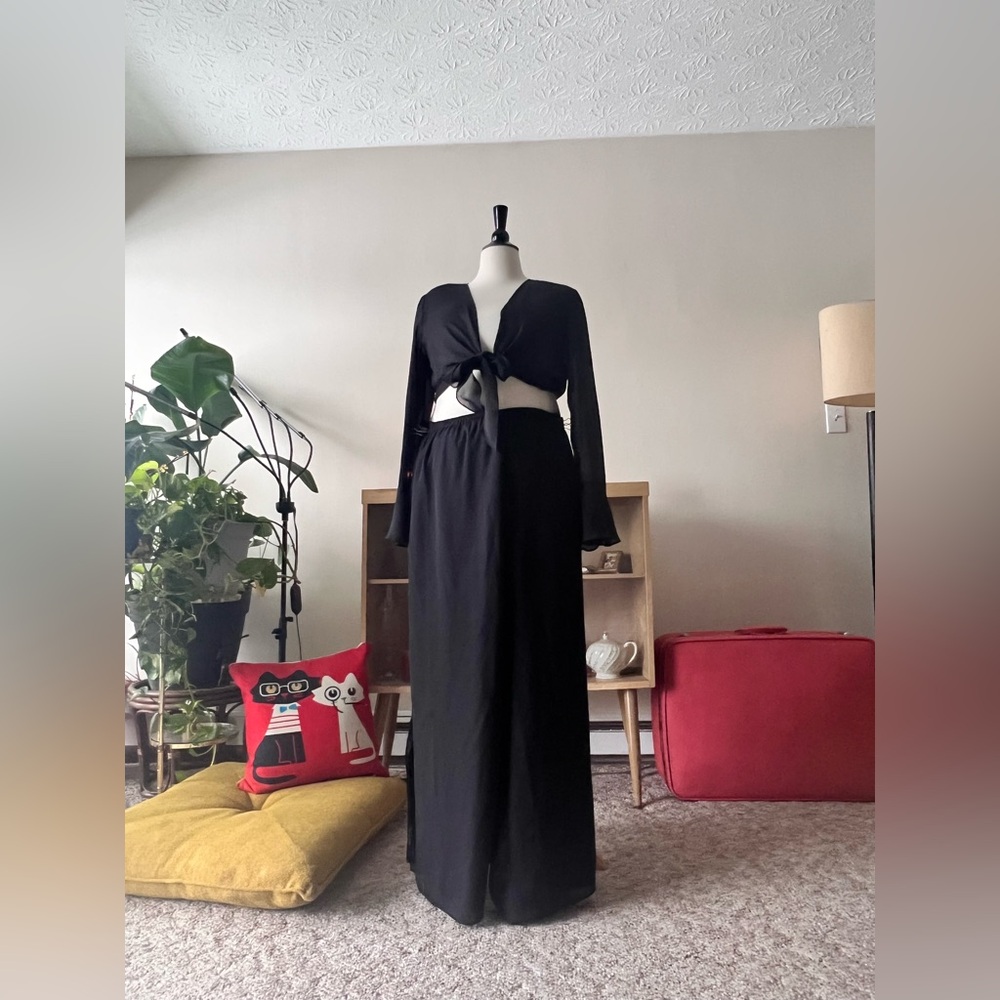 Vtg 1990s Black Halter Top 2 Piece Set Flare Pants Curvy Size - 16W